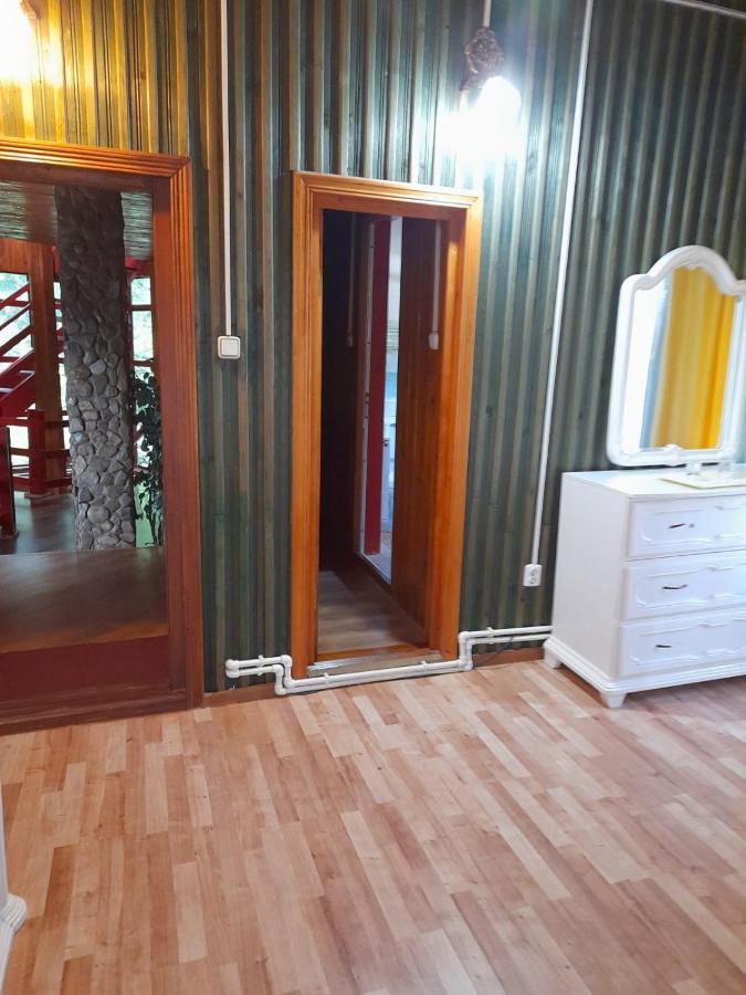 Barlogul Ursilor Lepsa Hotel Ngoại thất bức ảnh