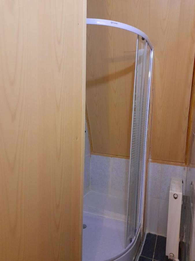 Barlogul Ursilor Lepsa Hotel Ngoại thất bức ảnh