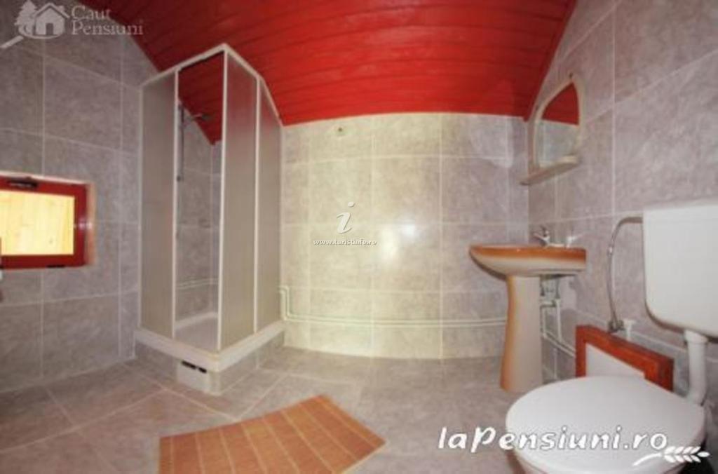 Barlogul Ursilor Lepsa Hotel Ngoại thất bức ảnh